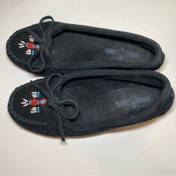 Minnetonka Thunderbird II 600 Women's 7 Suede Moccasin Black Beaded - Picture 12 of 12